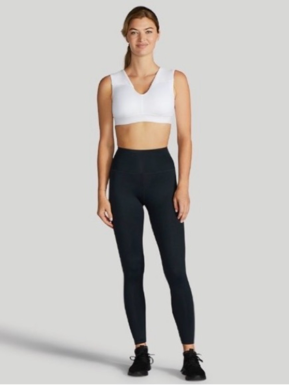 Leggings with back support